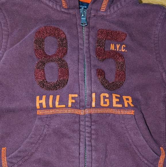 Tommy Hilfiger toddler boys zip up sweater. - Picture 2 of 3